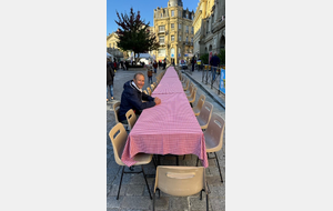 La solitude du randonneur de retour de son séjour à Terrou, en attente de son pique-nique !!!